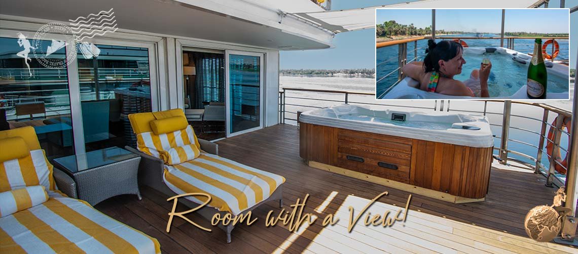 Situated at the stern of the boat are two luxury suites with rear facing private sundecks with jacuzzi and sunloungers