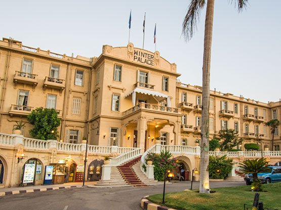 Winter palace hotel the famous iconic in luxor overlooking the river nile, read the hotel review on glad rags and cabin bags